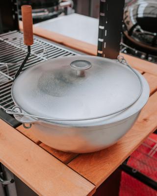 Казан BOYSCOUT алюмин литой с крышкой 8 л 61366 в интернет гипермаркете «Планета Лета». Фото