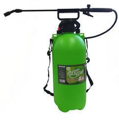 Опрыскиватель пневматический "Лазурит" 8л с ремнём в интернет гипермаркете «Планета Лета». Фото