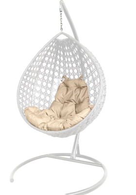 Кресло подвесное КАПЛЯ ЛЮКС с ротангом белое, бежевая подушка 11030101 в интернет гипермаркете «Планета Лета». Фото