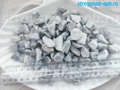 Крошка мраморная серо-белая 25 кг ф.10-20 в интернет гипермаркете «Планета Лета». Фото
