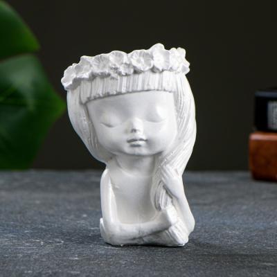 Кашпо Девочка с веночком жемчуг 11 см 0,07л 9337907 в интернет гипермаркете «Планета Лета». Фото