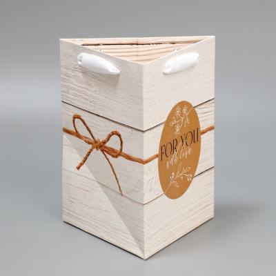 Пакет подарочный д/цветов 16×20×14,3 см 9223667 в интернет гипермаркете «Планета Лета». Фото